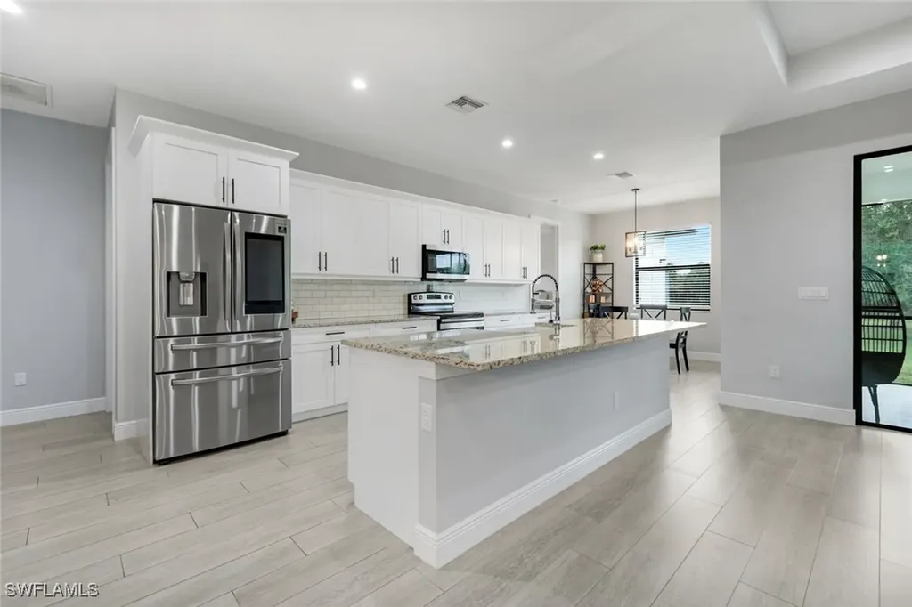 763 35th Avenue NW Naples FL 34120