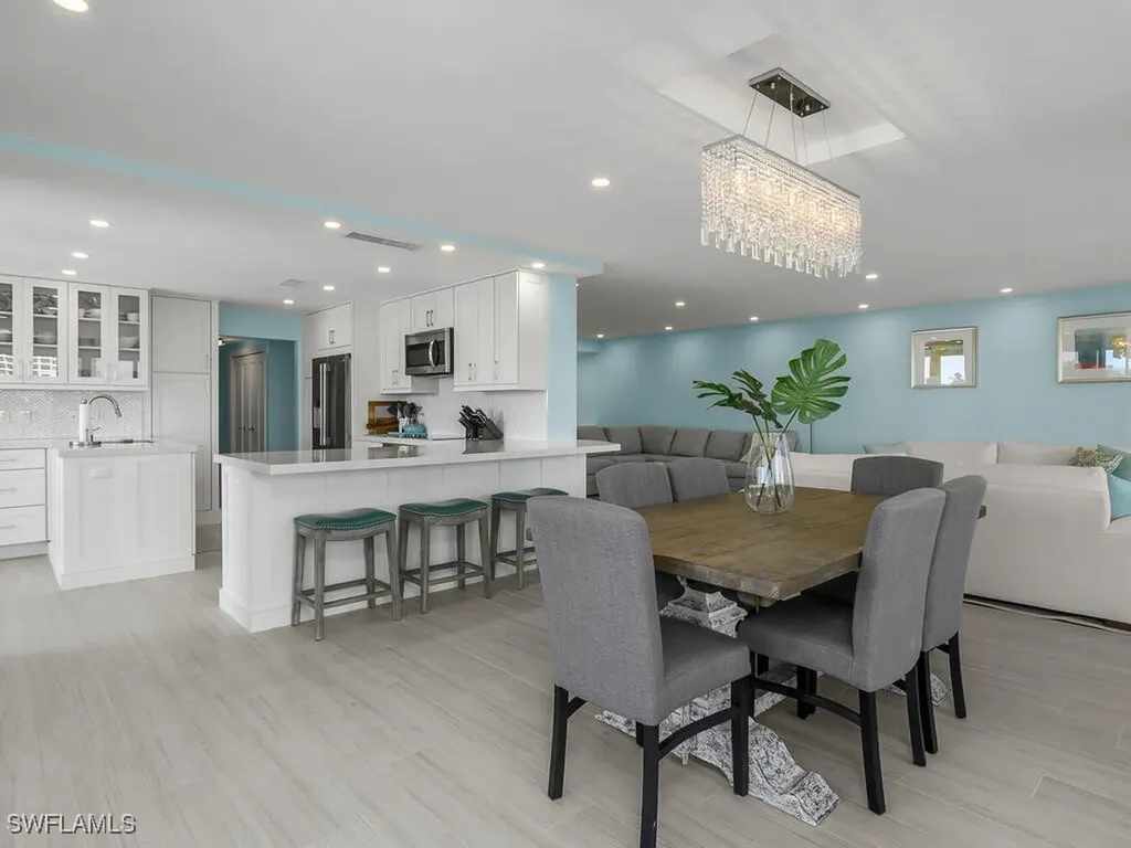 4051 Gulf Shore Boulevard N Naples FL 34103