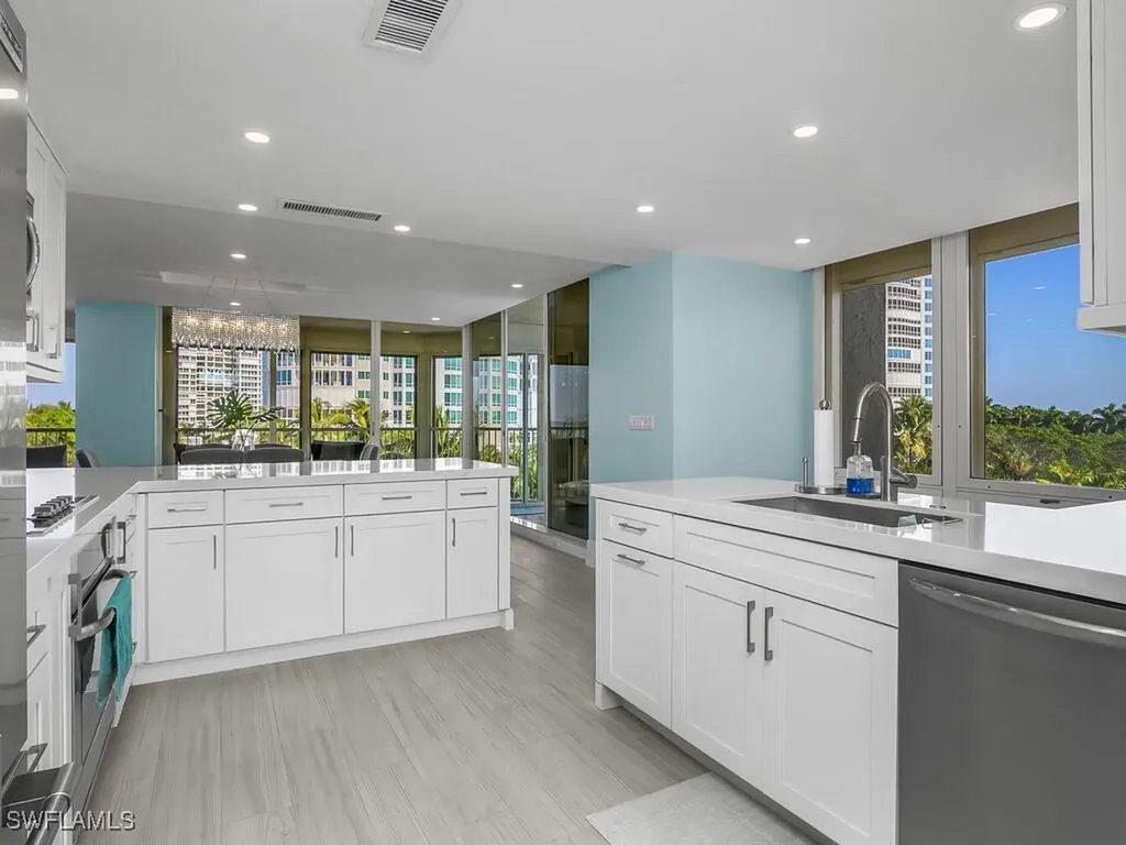 4051 Gulf Shore Boulevard N Naples FL 34103