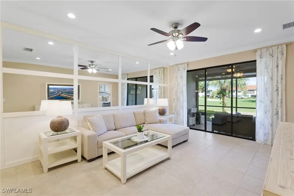 9386 Pocida Court Naples FL 34119