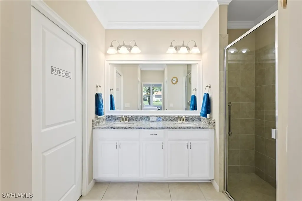9386 Pocida Court Naples FL 34119