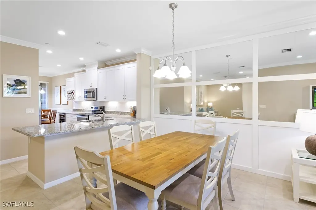 9386 Pocida Court Naples FL 34119