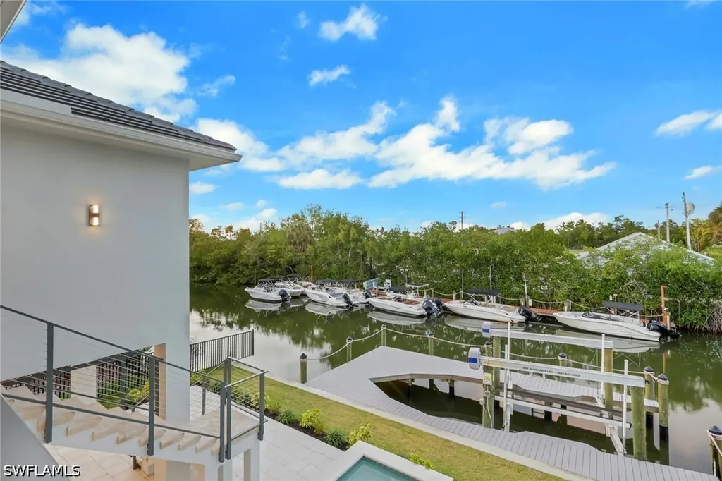 215 1st Street Bonita Springs FL 34134