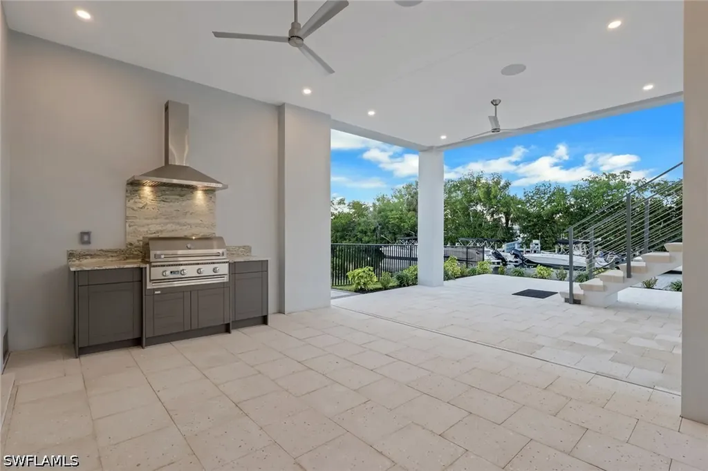 215 1st Street Bonita Springs FL 34134
