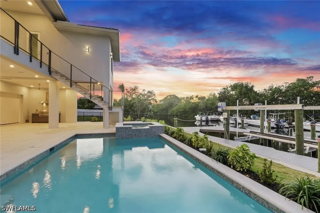215 1st Street Bonita Springs FL 34134