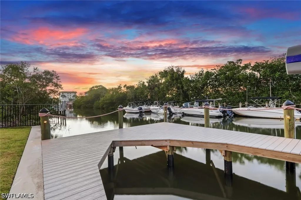 215 1st Street Bonita Springs FL 34134