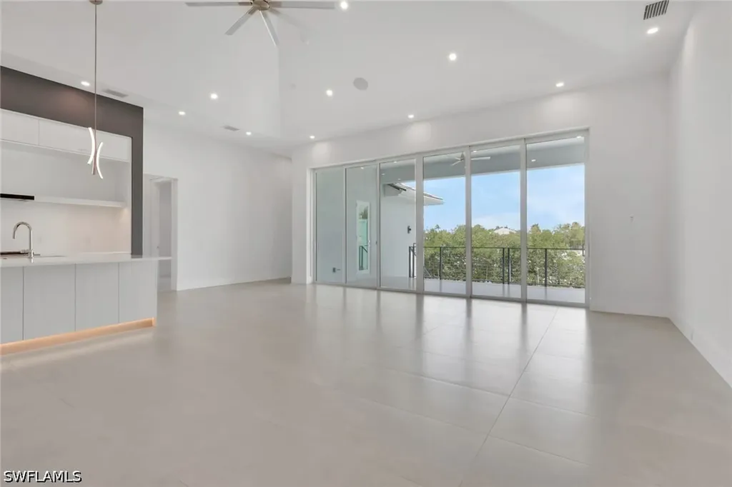 215 1st Street Bonita Springs FL 34134