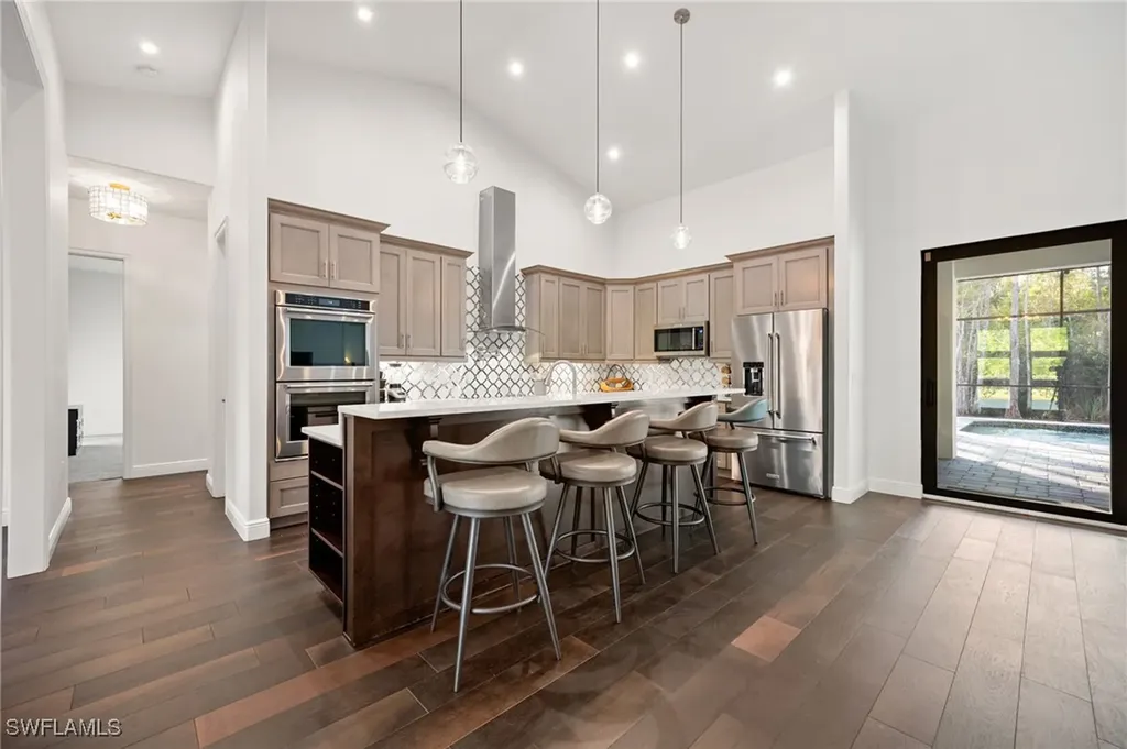 25526 Busy Bee Drive Bonita Springs FL 34135