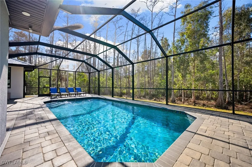 25526 Busy Bee Drive Bonita Springs FL 34135