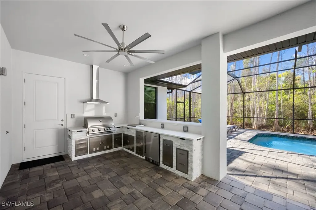 25526 Busy Bee Drive Bonita Springs FL 34135