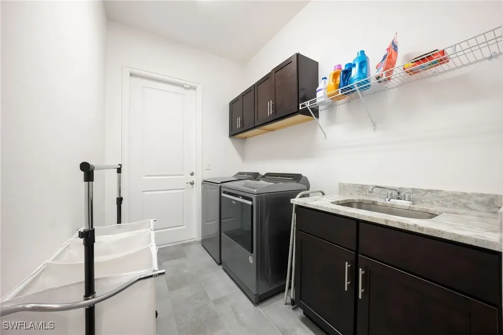 25526 Busy Bee Drive Bonita Springs FL 34135