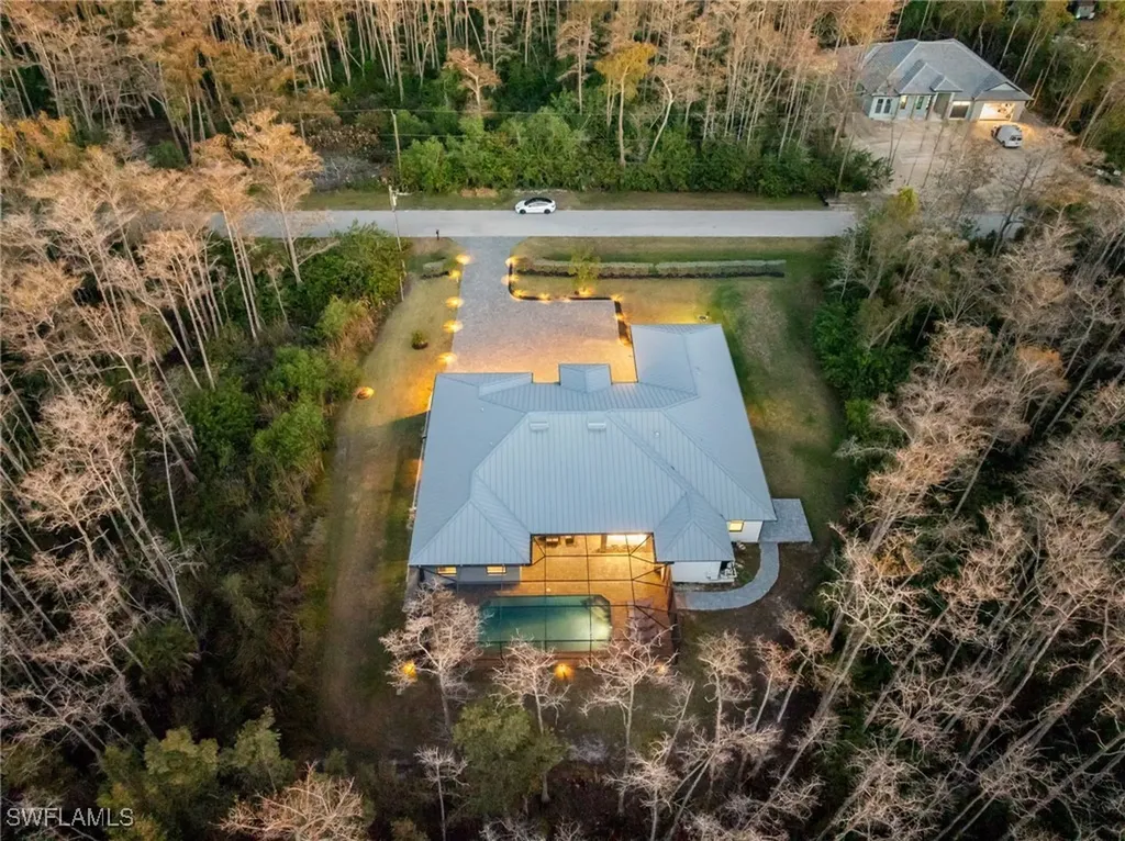 25526 Busy Bee Drive Bonita Springs FL 34135