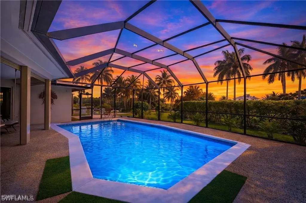 2125 Marina Drive Naples FL 34102