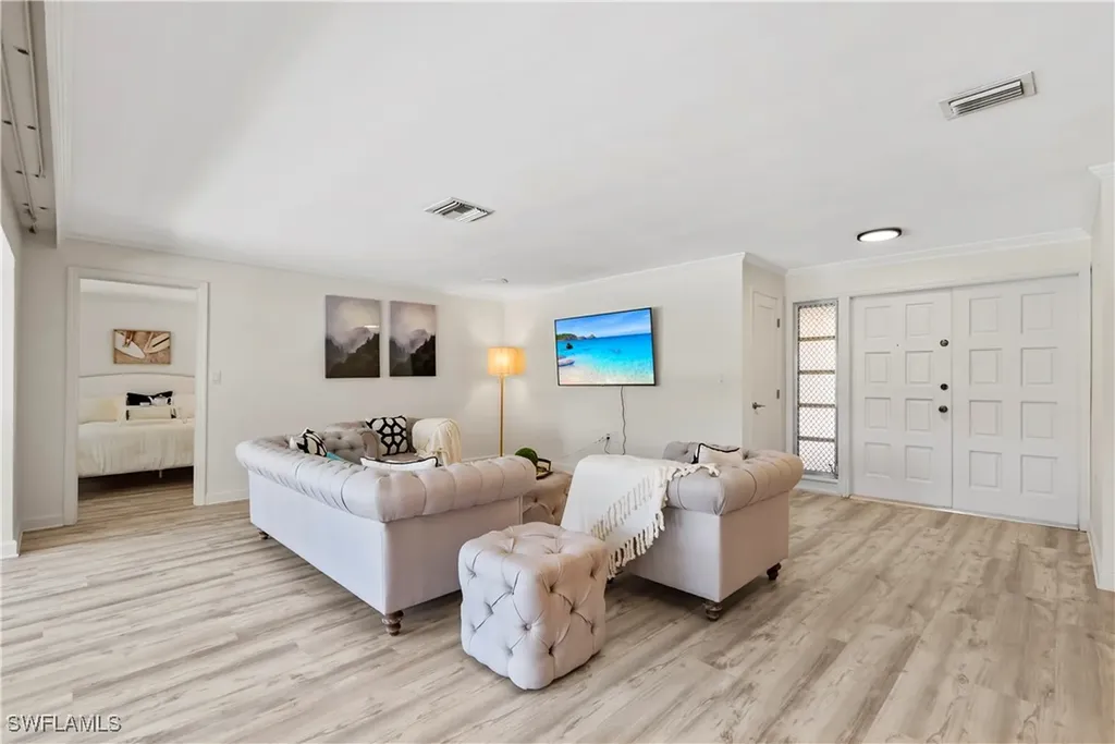 2125 Marina Drive Naples FL 34102