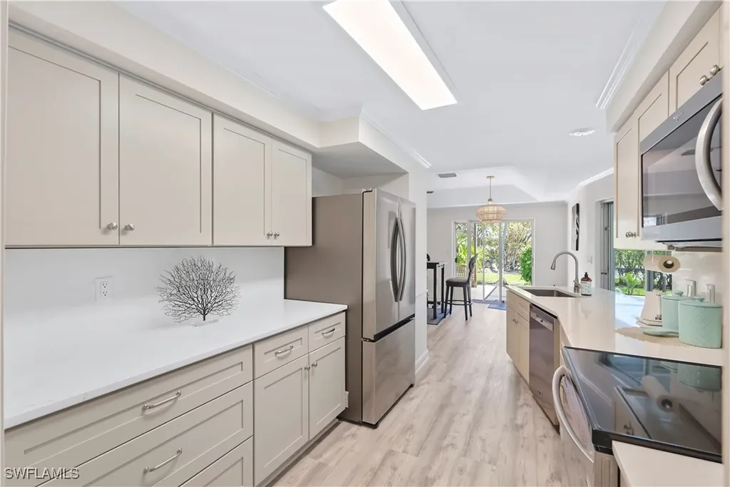 2125 Marina Drive Naples FL 34102