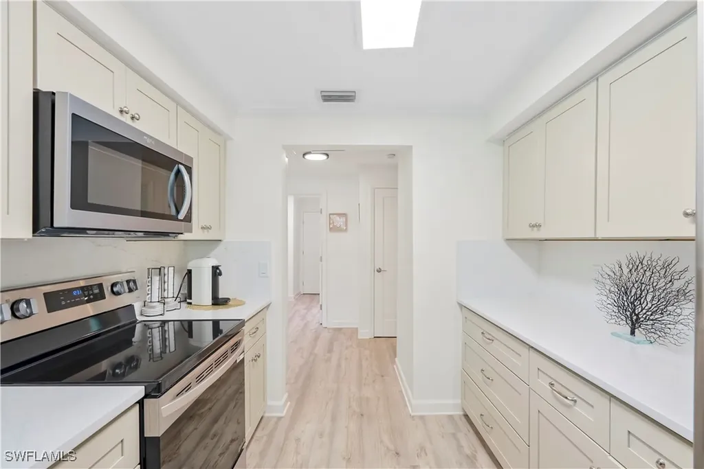 2125 Marina Drive Naples FL 34102