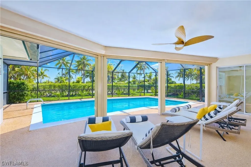 2125 Marina Drive Naples FL 34102