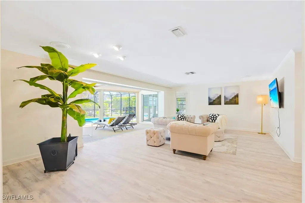 2125 Marina Drive Naples FL 34102