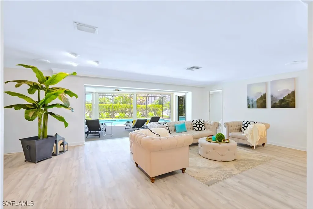 2125 Marina Drive Naples FL 34102