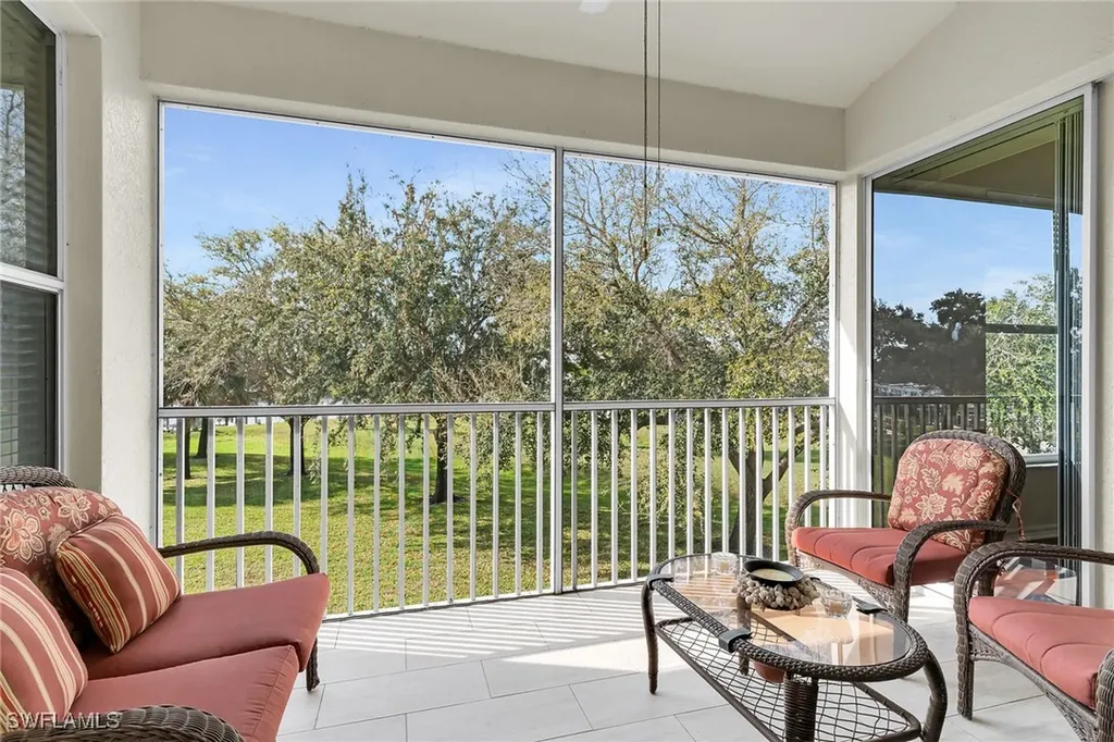 285 Cays Drive Naples FL 34114