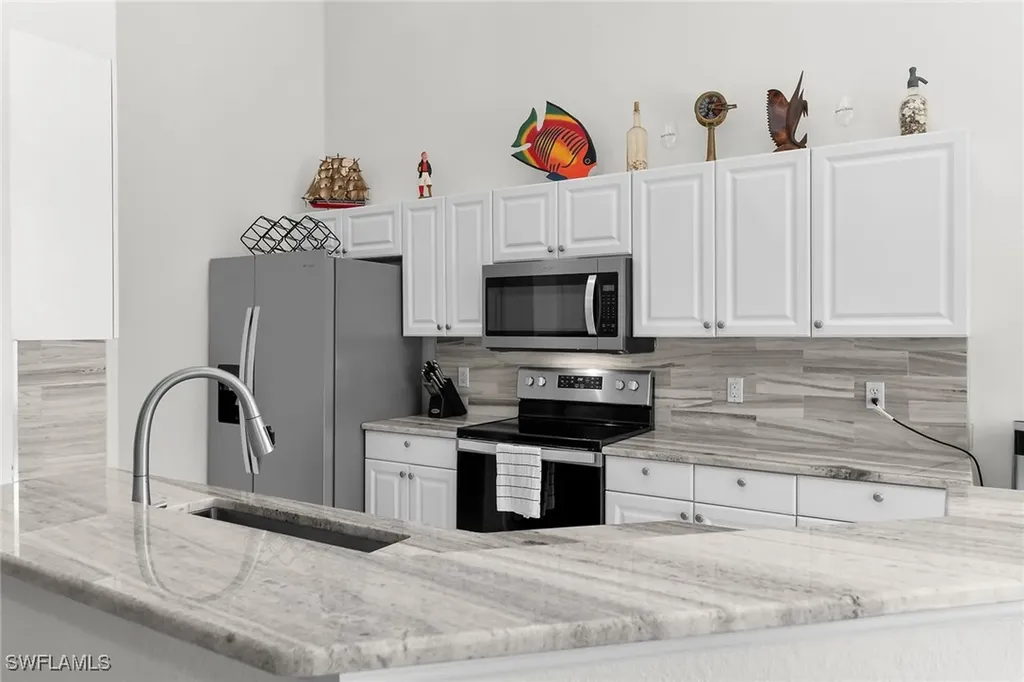 285 Cays Drive Naples FL 34114