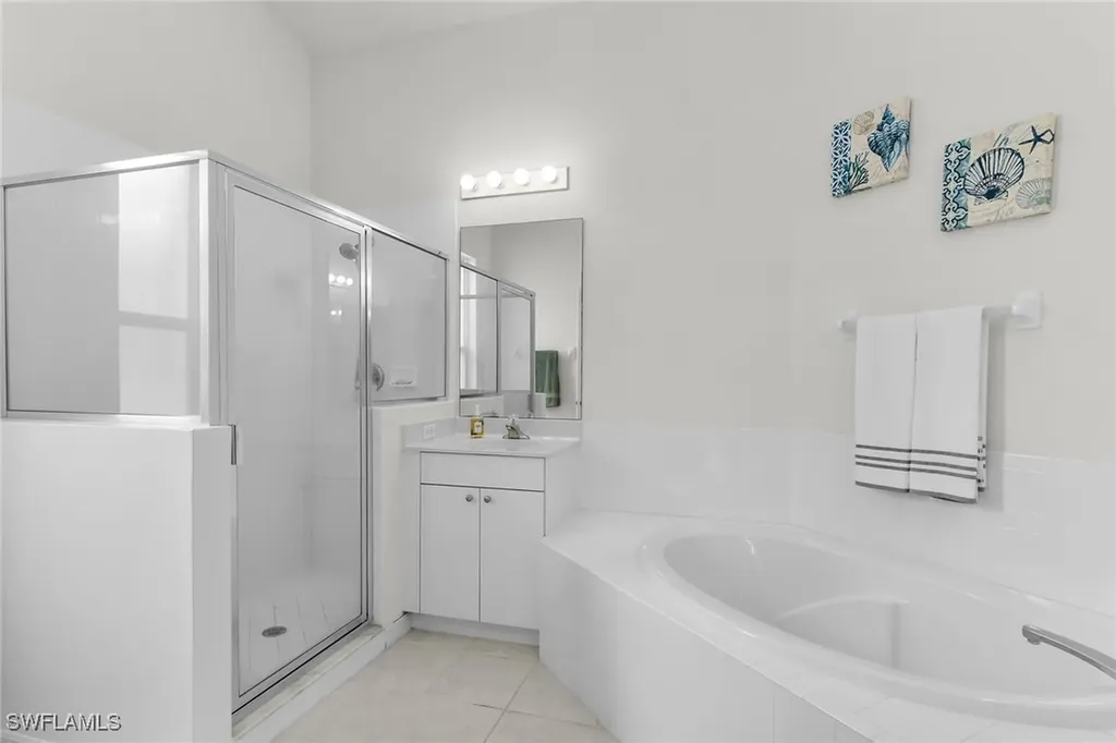 285 Cays Drive Naples FL 34114