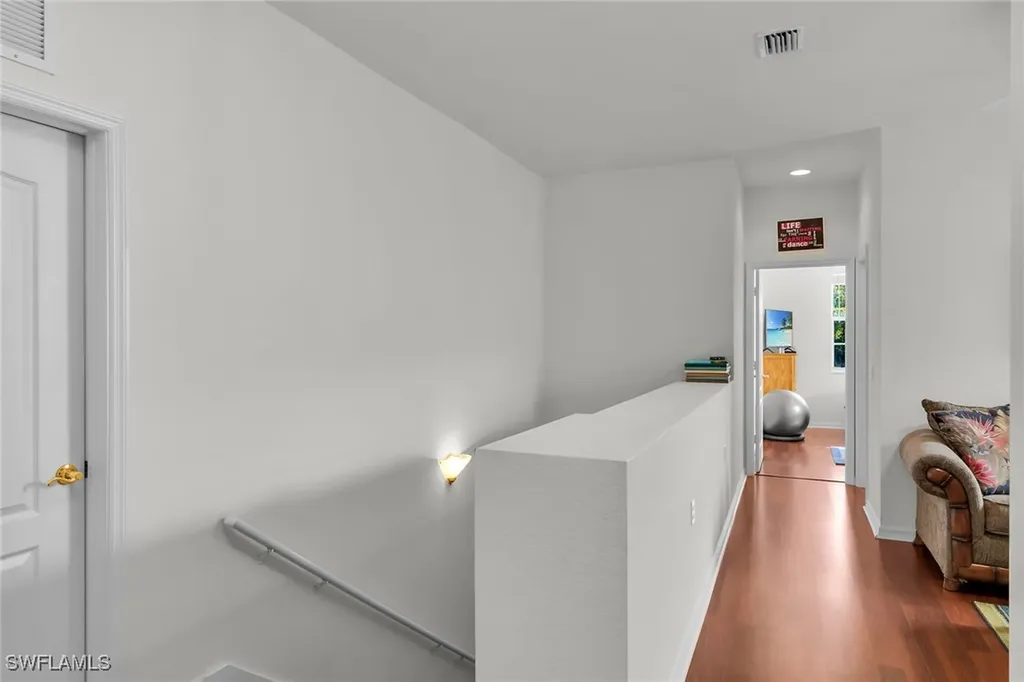 285 Cays Drive Naples FL 34114