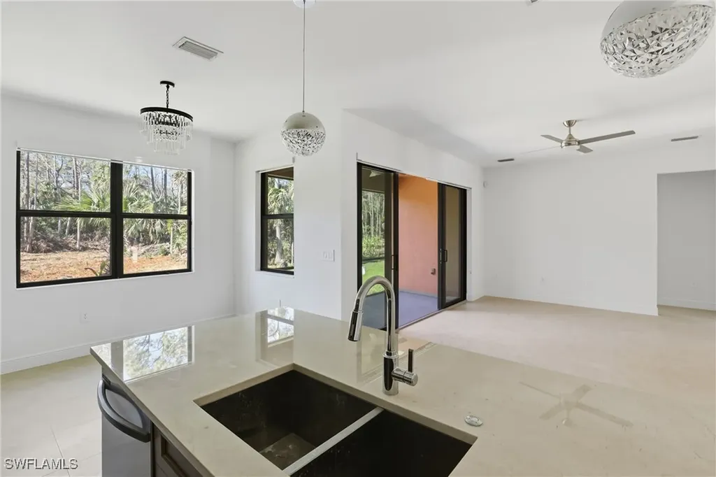 2167 Della Drive Naples FL 34117