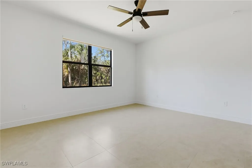 2167 Della Drive Naples FL 34117