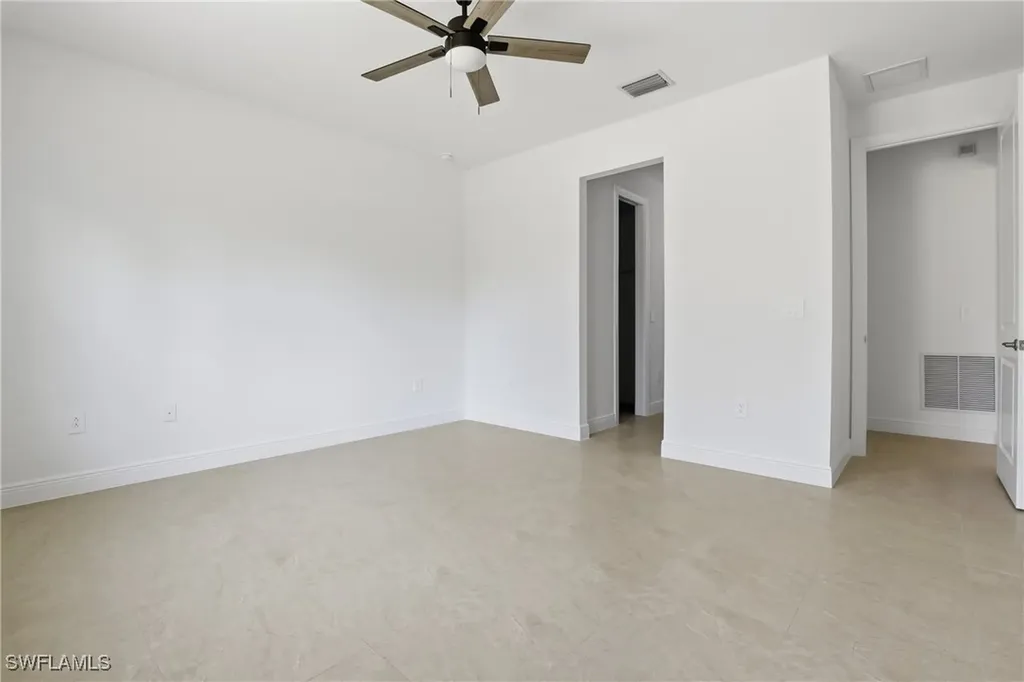 2167 Della Drive Naples FL 34117