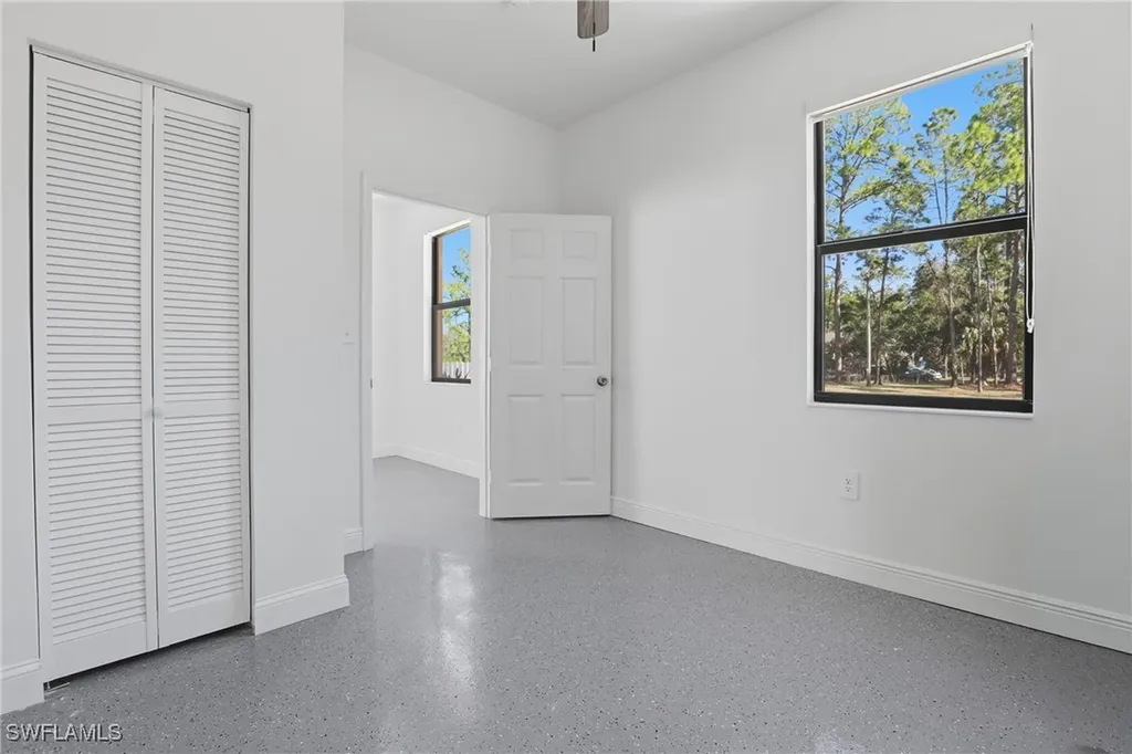 2167 Della Drive Naples FL 34117