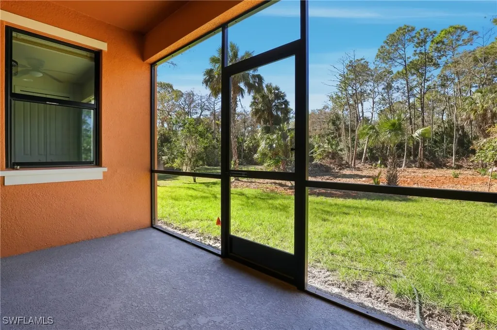 2167 Della Drive Naples FL 34117