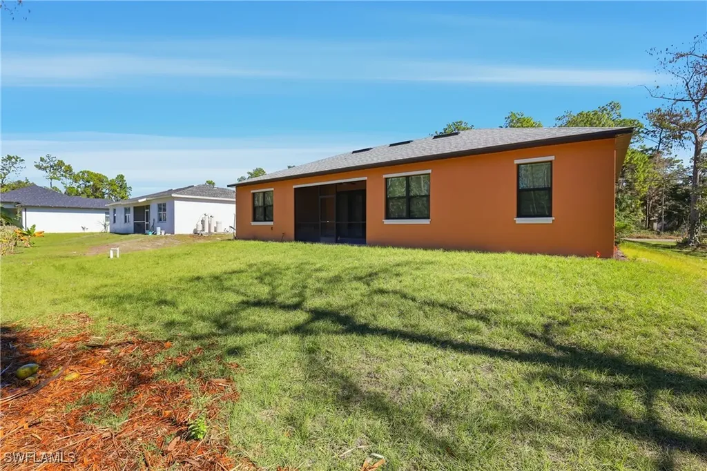 2167 Della Drive Naples FL 34117