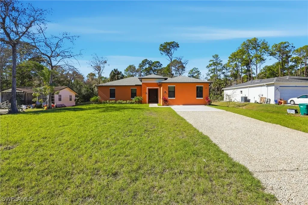 2167 Della Drive Naples FL 34117