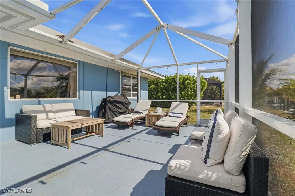 2211 Bayview Road Punta Gorda FL 33950