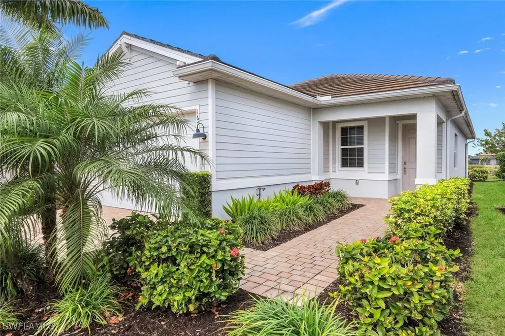 16717 Seasons Coast Drive Bonita Springs FL 34135