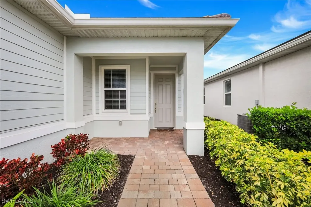 16717 Seasons Coast Drive Bonita Springs FL 34135