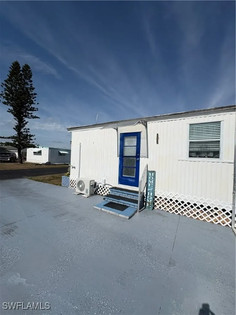 3108 Running Deer Drive North Fort Myers FL 33917