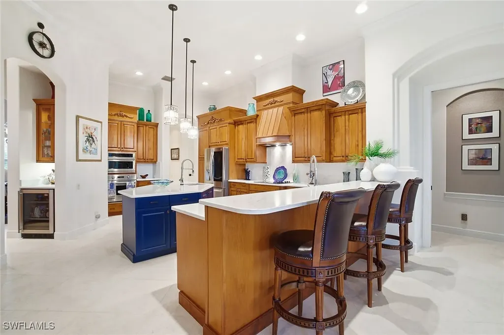 6891 Lakewood Isle Drive Fort Myers FL 33908