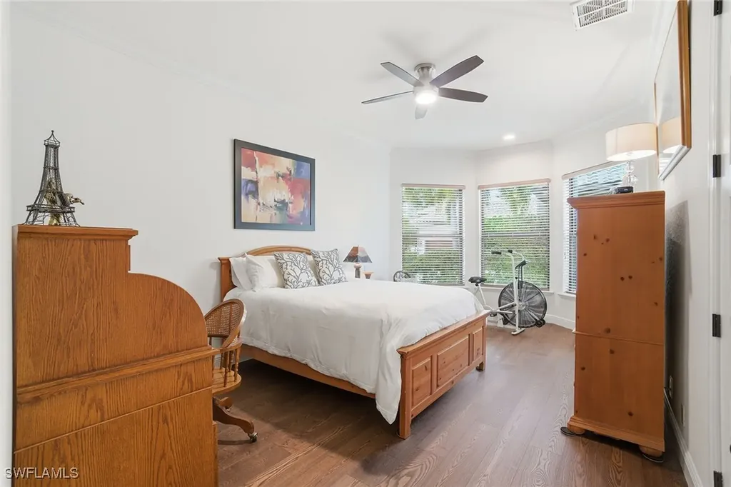 6891 Lakewood Isle Drive Fort Myers FL 33908