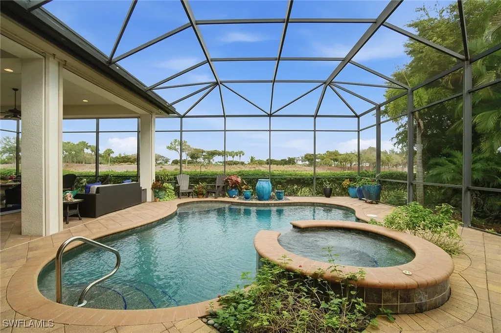 6891 Lakewood Isle Drive Fort Myers FL 33908