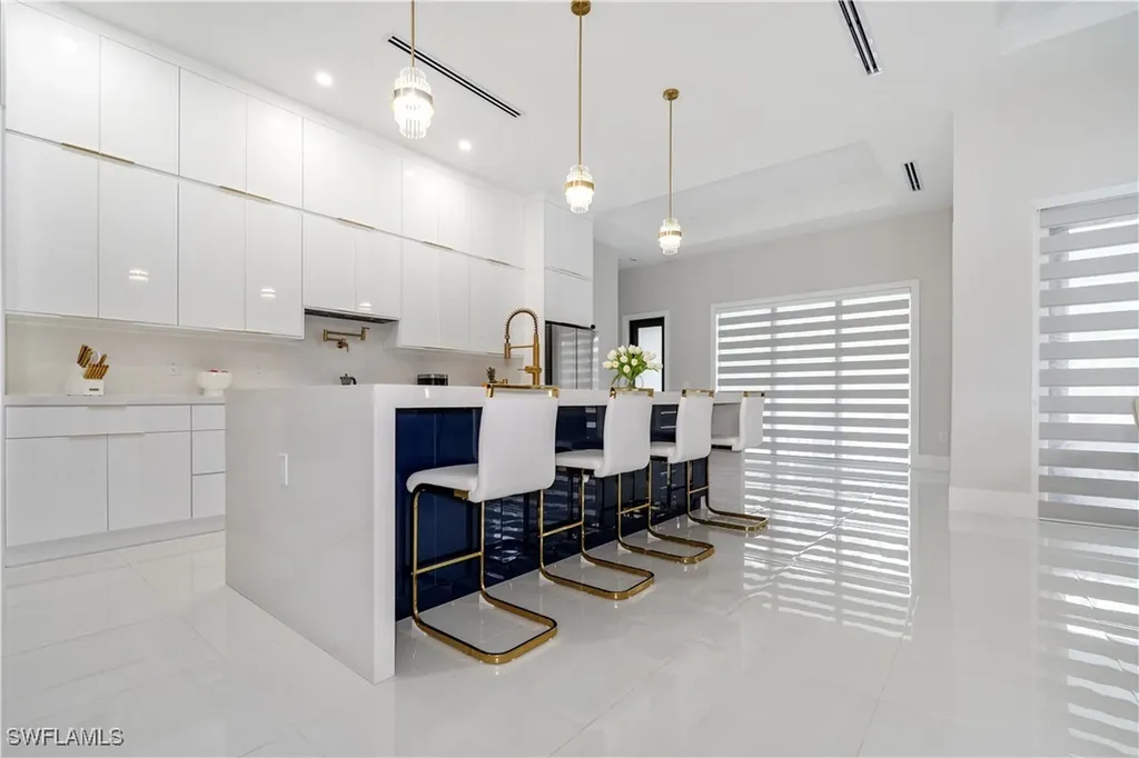 2313 6th Avenue SE Naples FL 34117