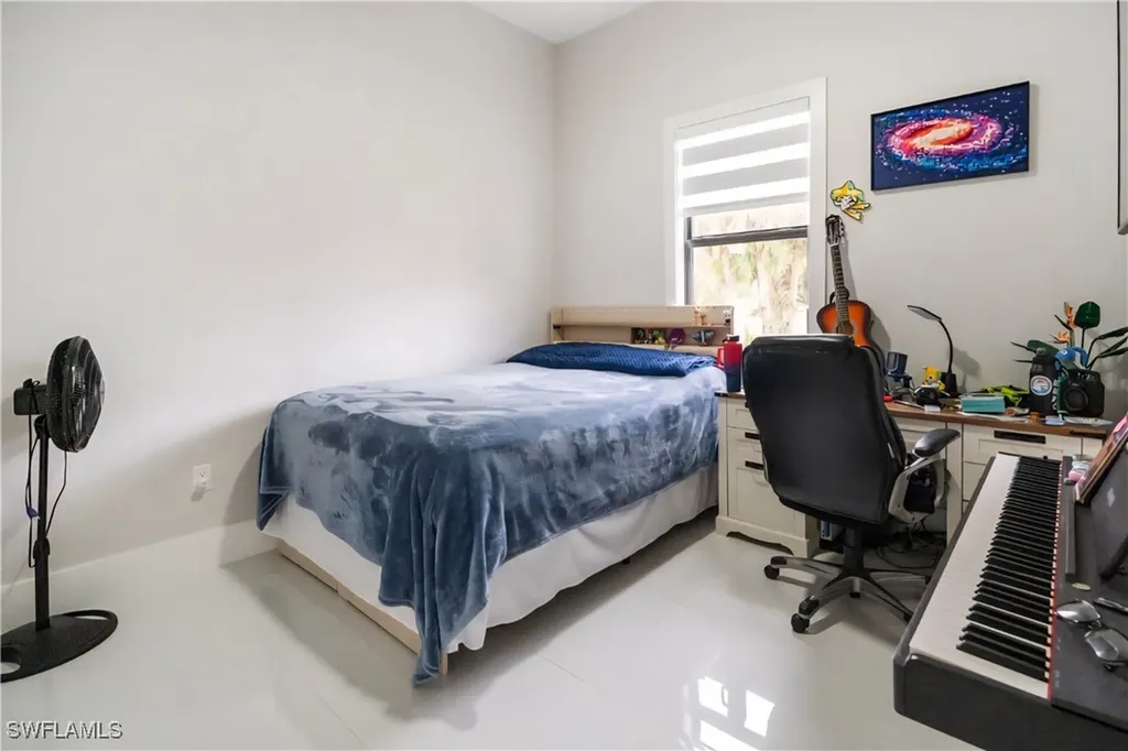 2313 6th Avenue SE Naples FL 34117