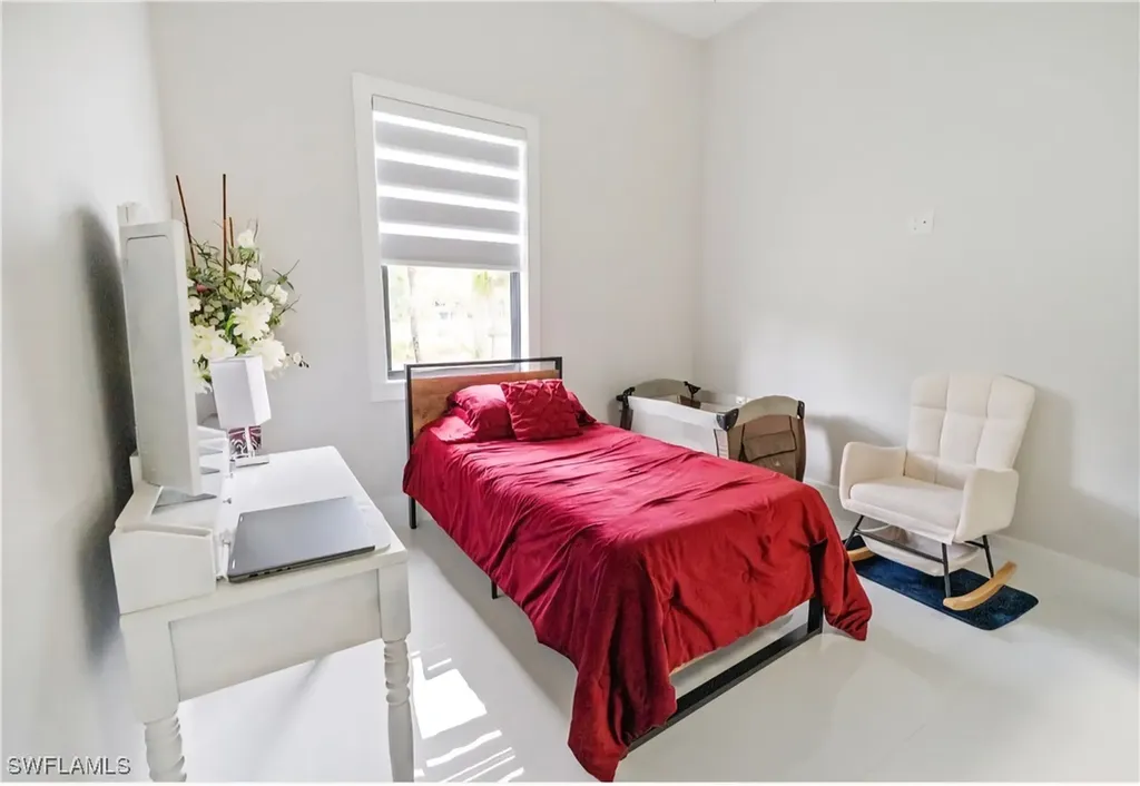 2313 6th Avenue SE Naples FL 34117
