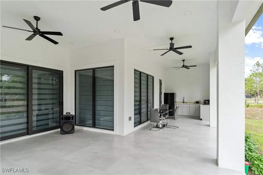 2313 6th Avenue SE Naples FL 34117