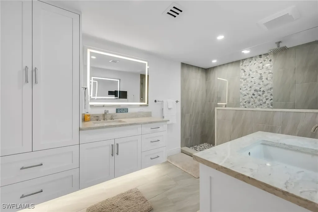 6075 Pelican Bay Boulevard Naples FL 34108