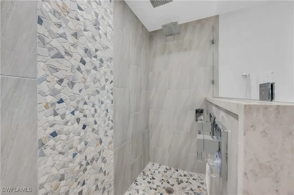 6075 Pelican Bay Boulevard Naples FL 34108