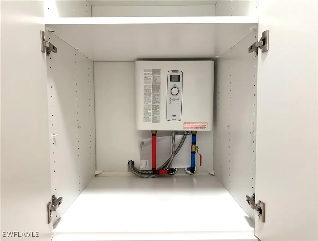 6075 Pelican Bay Boulevard Naples FL 34108