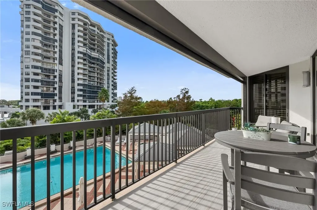 6075 Pelican Bay Boulevard Naples FL 34108