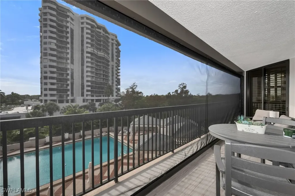 6075 Pelican Bay Boulevard Naples FL 34108